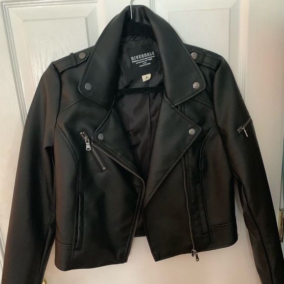 Hot Topic Jackets & Blazers - HOT TOPIC SOUTH SIDE SERPENTS LEATHER JACKET BLACK